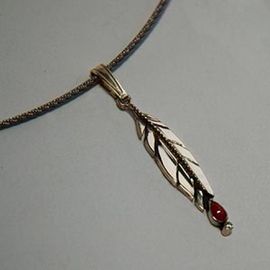 Waabi-miigwan-manidoo white gold eagle feather pendant