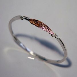 Spirit Flight gold Native American style ladies' bracelet