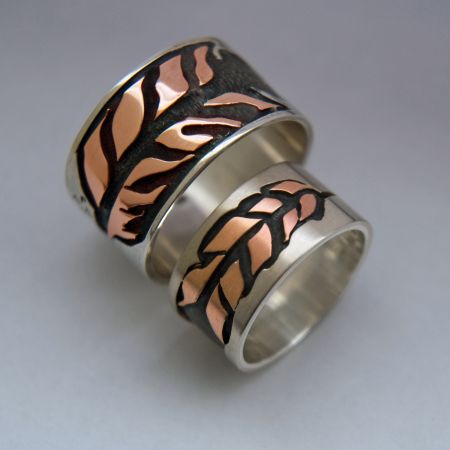 Animikii Ombaashi (“Thunder Takes Flight’’) wedding rings