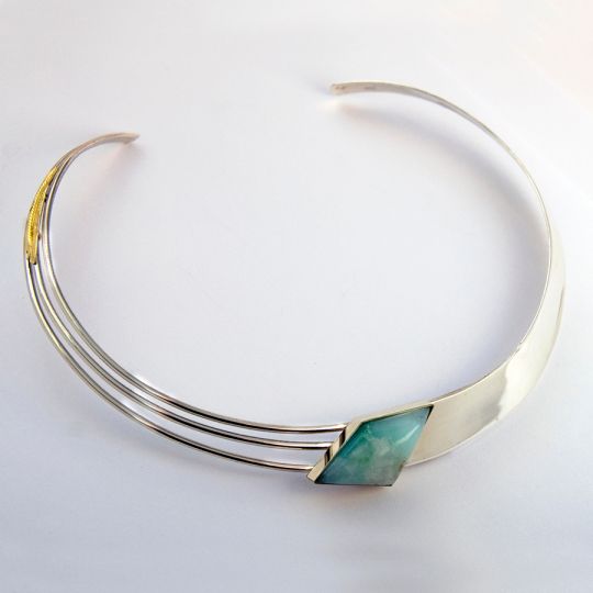 Bimaadiziwin Miikanaang/Dibishkoo Minikaan Abinoojiinh silver, gold and larimar Ojibwe choker necklace