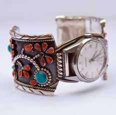 Bimaabiig Aadizookaan Ojibwe floral design wrist-watch cuff band