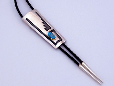 Biidaanakwad Hopi-style overlay bolo tie 